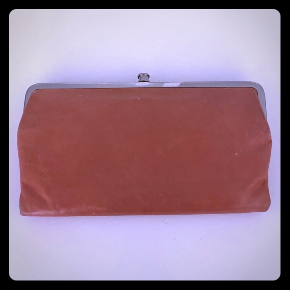 HOBO Lauren Clutch 👛